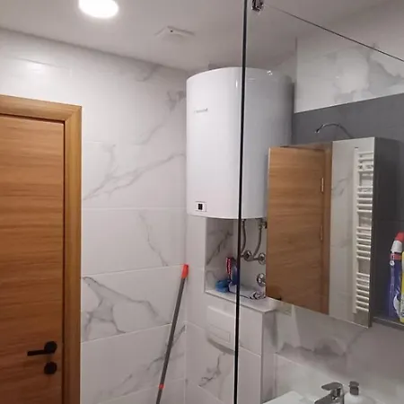 S&m Apartment